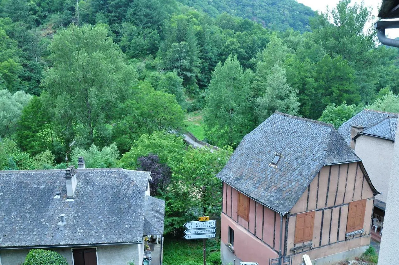 Bed and Breakfast Le Castellou à Conques 0*,